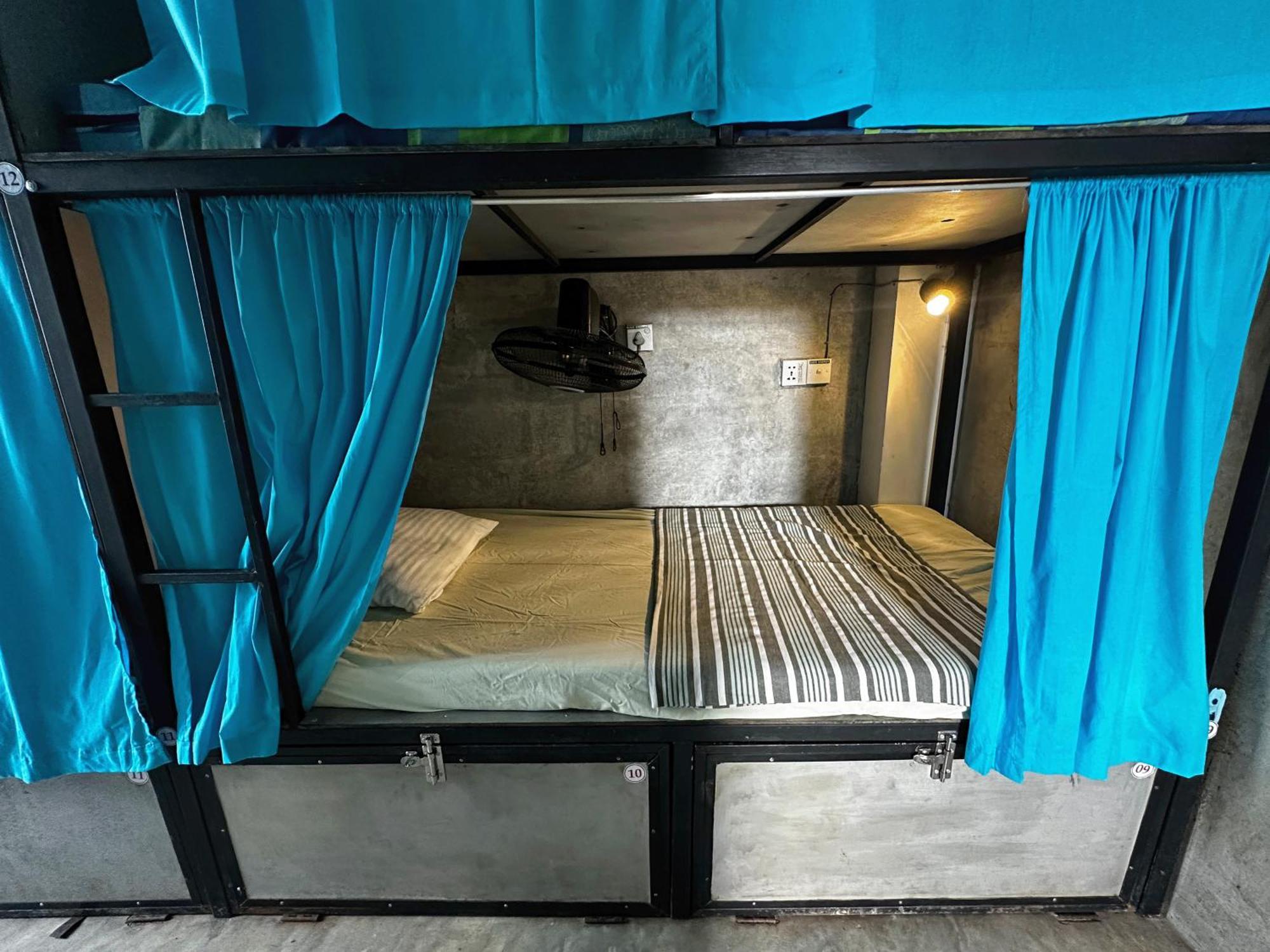 אונה ואטונה Cycling Backpacker Hostel & Cafe מראה חיצוני תמונה