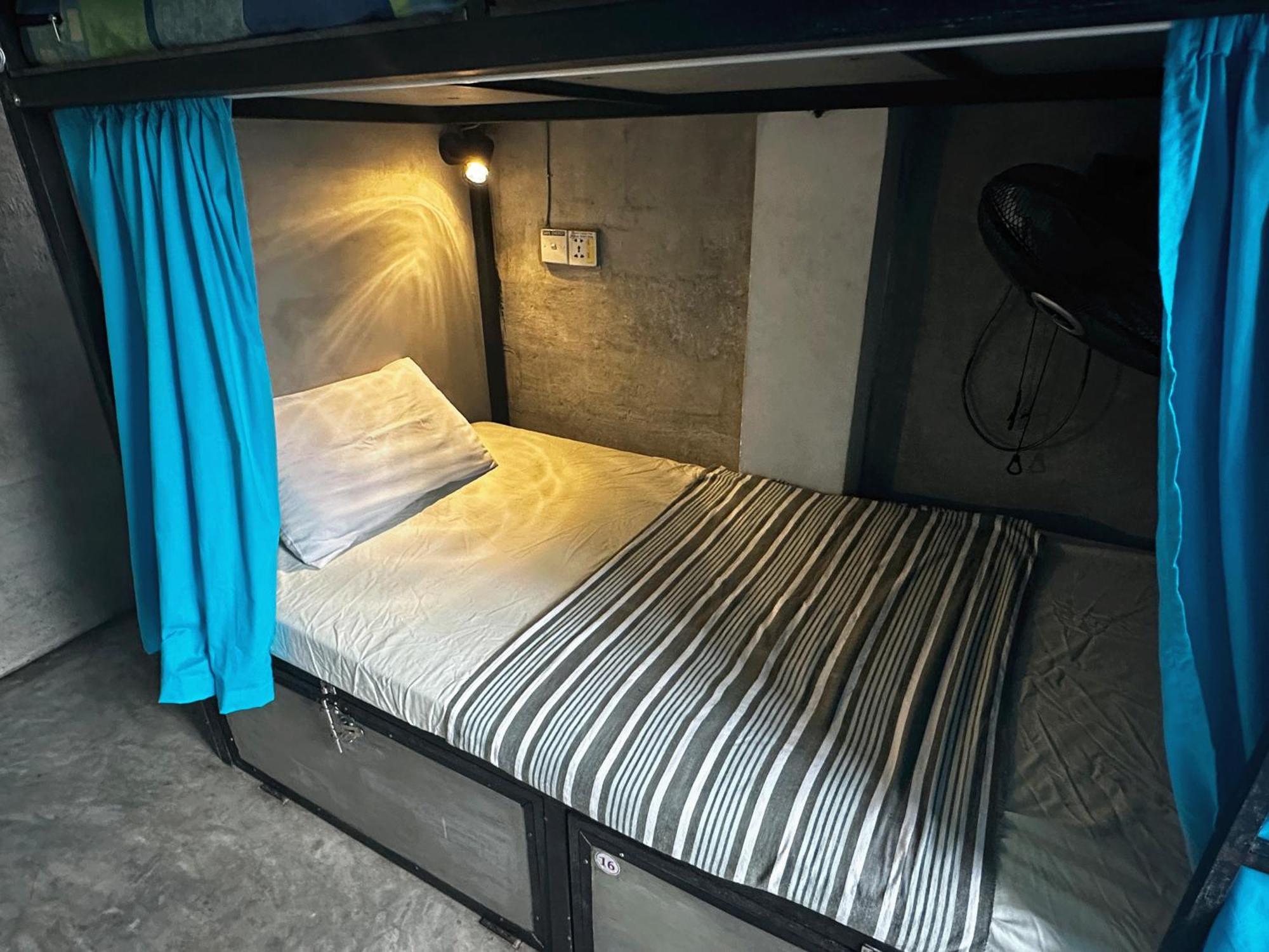 אונה ואטונה Cycling Backpacker Hostel & Cafe מראה חיצוני תמונה